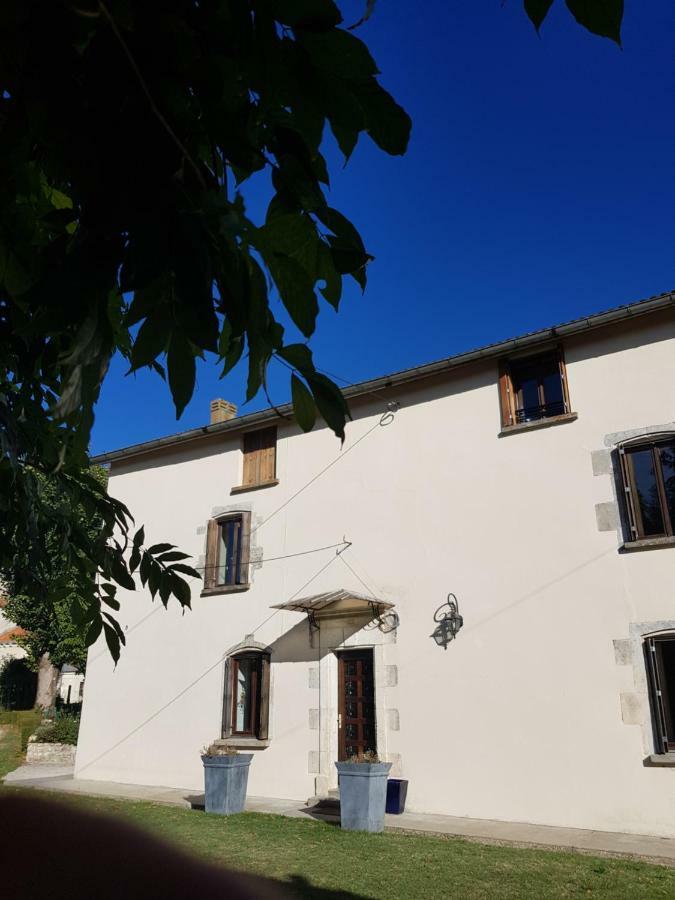 Le Vieux Couvent Villa Deviat Dış mekan fotoğraf
