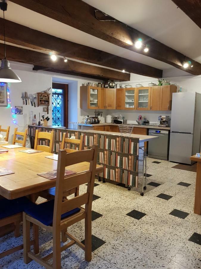 Le Vieux Couvent Villa Deviat Dış mekan fotoğraf